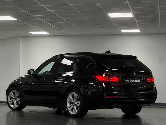 BMW 320d 2 of 24