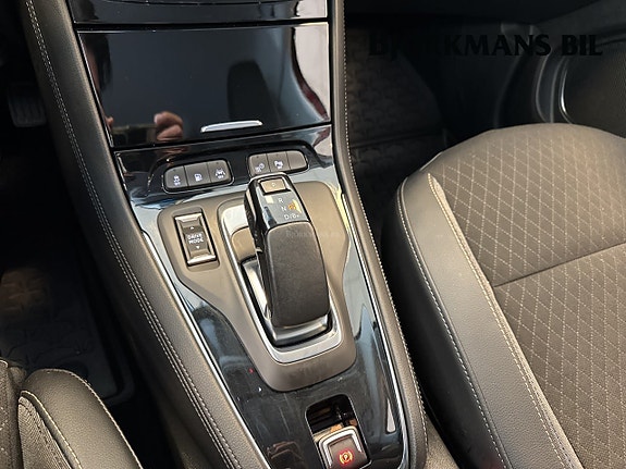 Opel Grandland X 12 of 15
