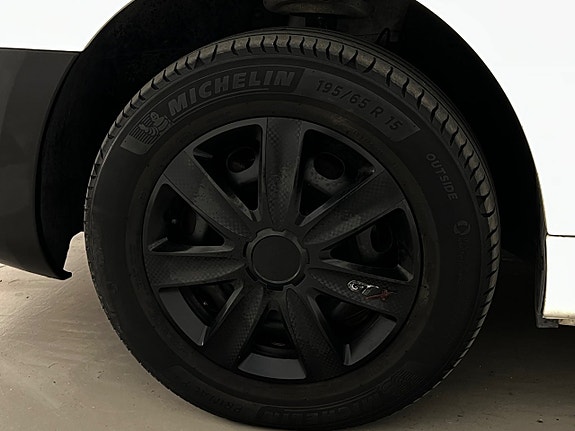 Peugeot Partner 12 of 24
