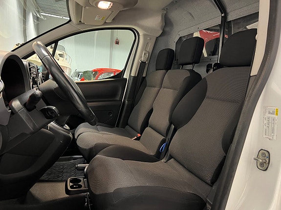 Peugeot Partner 18 of 24