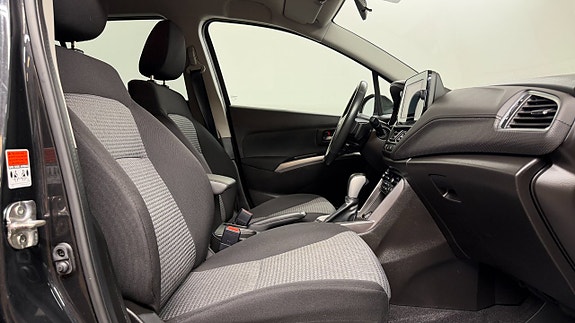 Suzuki S-Cross 6 of 14