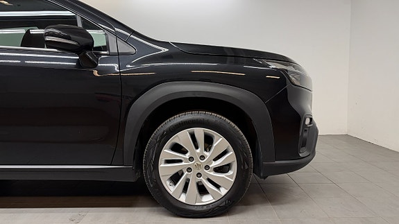 Suzuki S-Cross 14 of 14