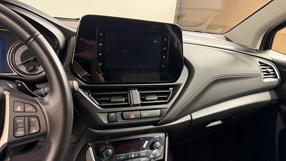 Suzuki S-Cross 12 of 14