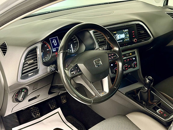 Seat Leon 8 of 16
