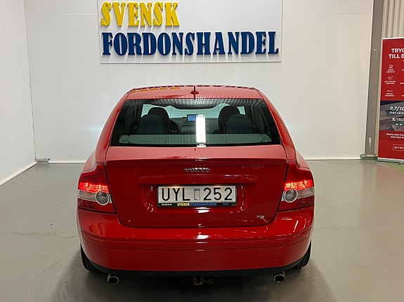 Volvo S40 8 of 25