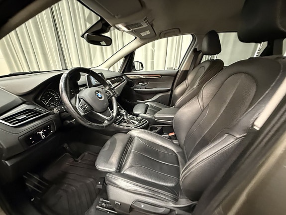 BMW 220d 9 of 19