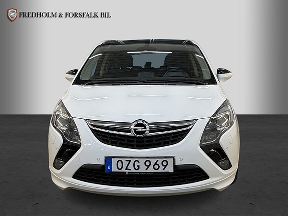 Opel Zafira Tourer 7 of 28