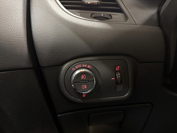 Opel Zafira Tourer 27 of 28