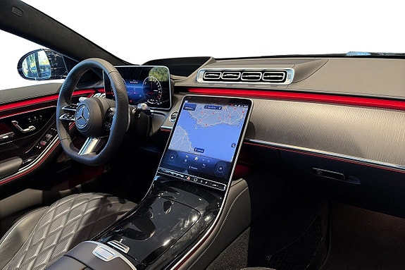 Mercedes-Benz S580 e 8 of 15