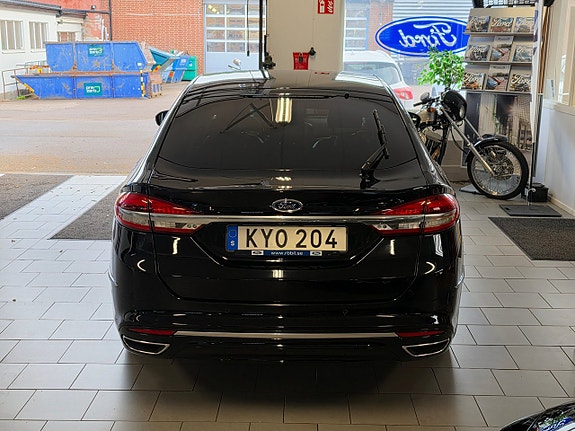 Ford Mondeo 4 of 26