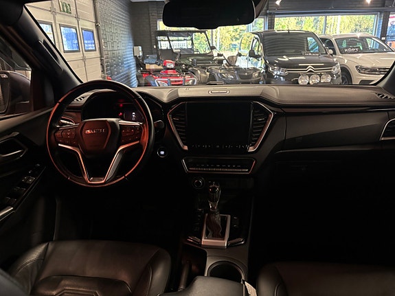 Isuzu D-max 9 of 9