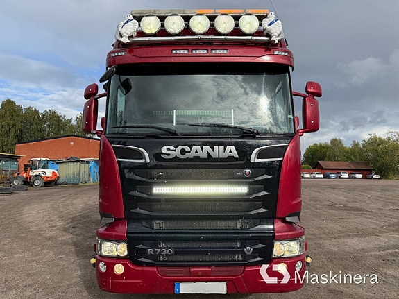 Timmerbil med kran Scania R730 2 of 27