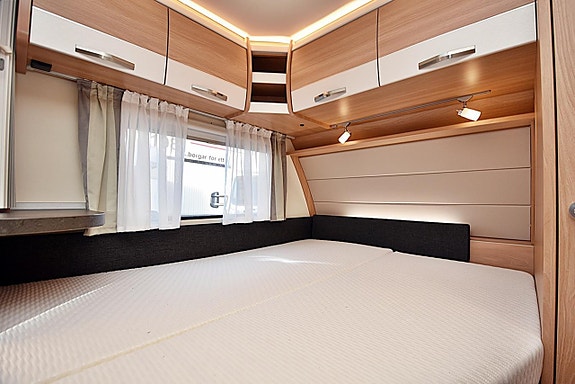 Knaus 590 FUS Südwind Silver Selection, Dubbelbädd 16 of 27