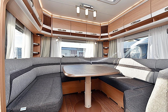 Knaus 590 FUS Südwind Silver Selection, Dubbelbädd 23 of 27