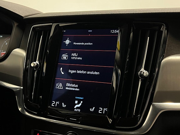 Volvo S90 27 of 30