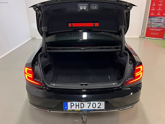 Volvo S90 17 of 30