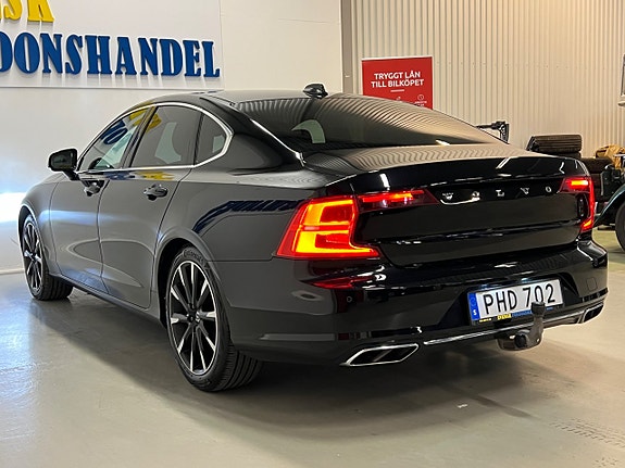 Volvo S90 10 of 30