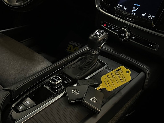 Volvo S90 23 of 30