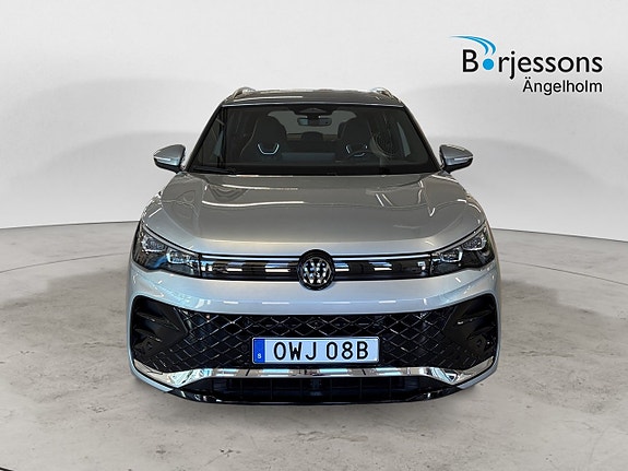 Volkswagen Tiguan 5 of 10