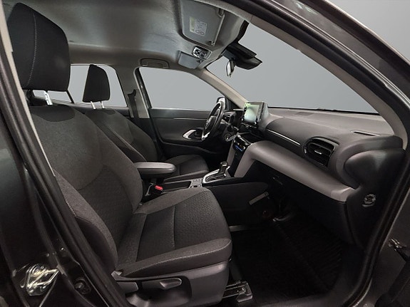 Toyota Yaris Cross 8 of 25