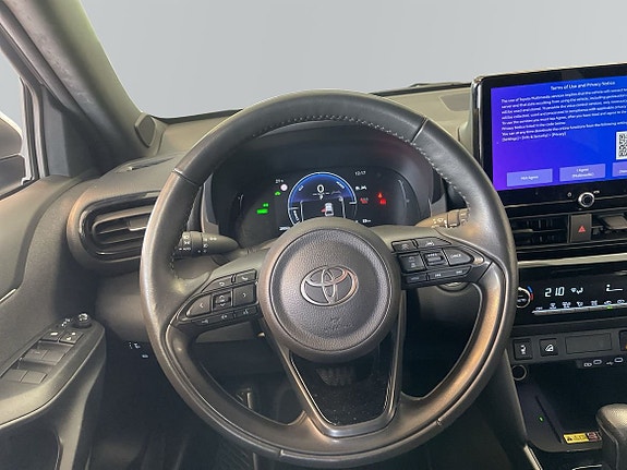 Toyota Yaris Cross 9 of 17