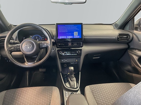 Toyota Yaris Cross 8 of 17