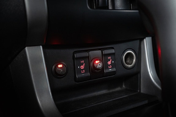 Isuzu D-max 25 of 29