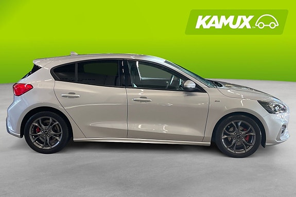 Ford Focus 2 of 24