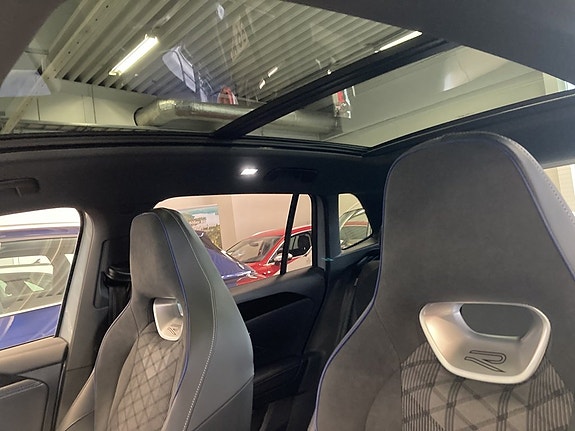 Volkswagen Tiguan 27 of 27