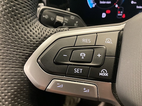 Volkswagen Tiguan 17 of 27