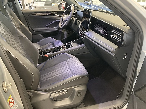 Volkswagen Tiguan 12 of 27