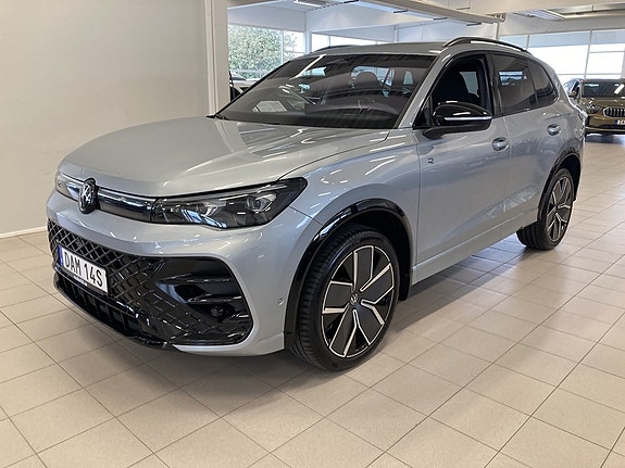 Volkswagen Tiguan 3 of 27