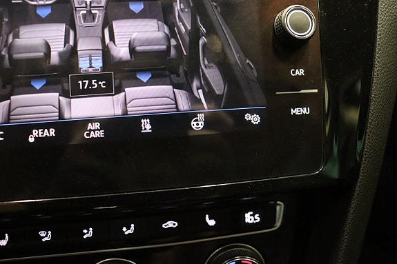 Volkswagen Passat 29 of 30