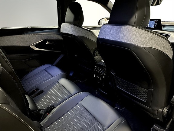 Peugeot 5008 15 of 19