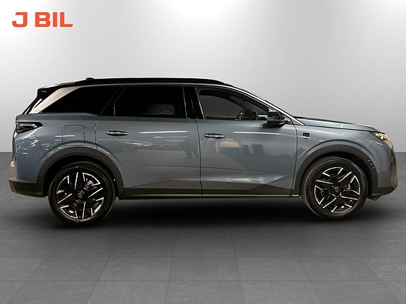 Peugeot 5008 17 of 19