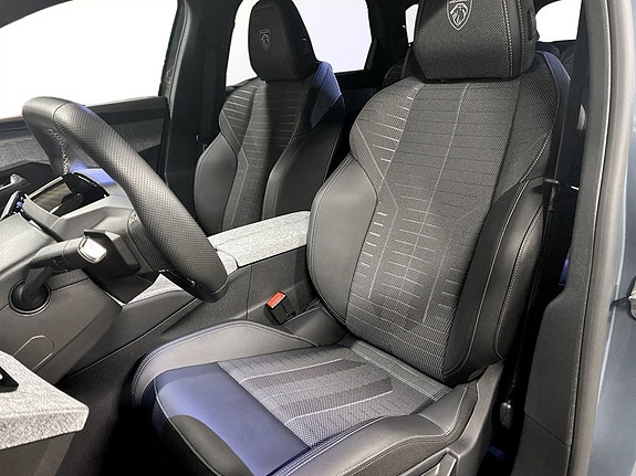 Peugeot 5008 5 of 19