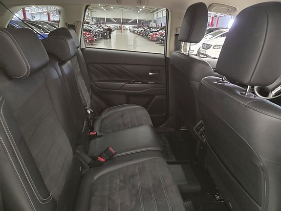Mitsubishi Outlander 5 of 10