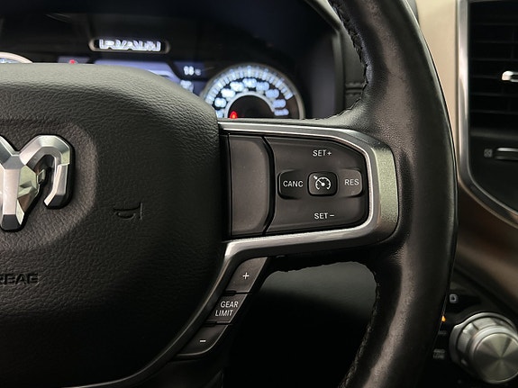 Dodge RAM 1500 24 of 30
