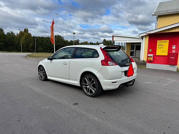 Volvo C30 2 of 7