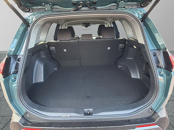 Toyota RAV4 12 of 26