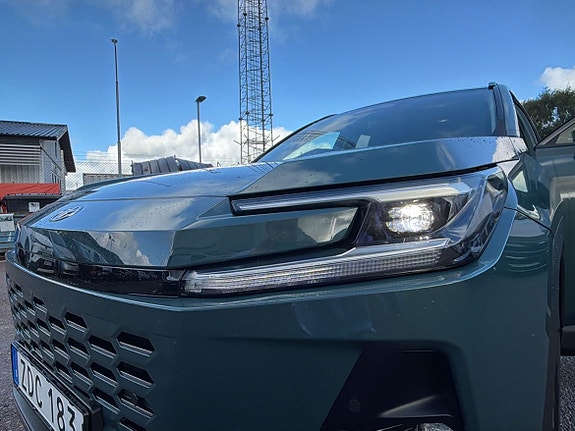 Toyota RAV4 23 of 26
