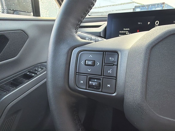 Toyota RAV4 15 of 26