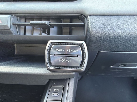 Toyota RAV4 16 of 26