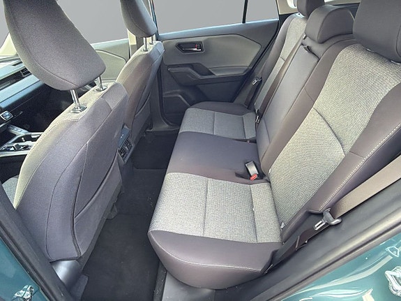 Toyota RAV4 9 of 26