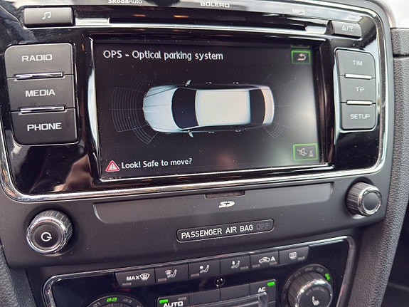 Skoda Superb 18 of 19