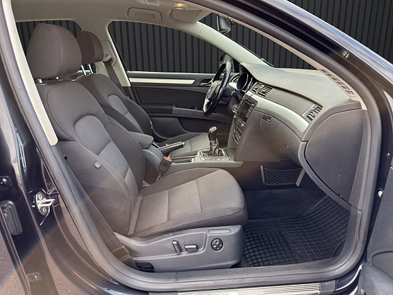 Skoda Superb 12 of 19