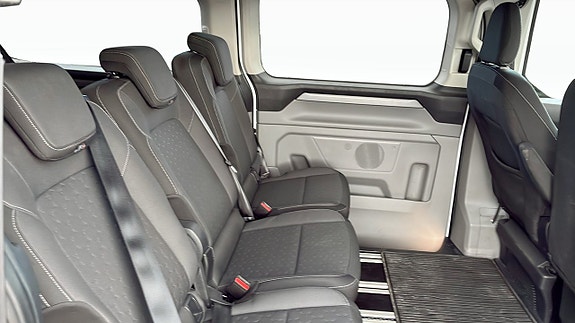 Ford Custom Tourneo 5 of 9
