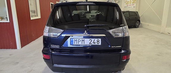 Mitsubishi Outlander 8 of 17