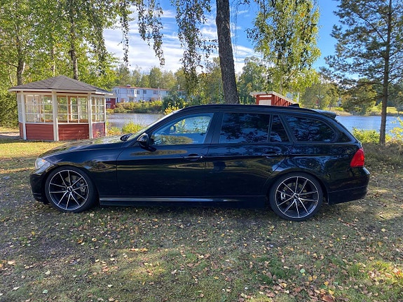 BMW 318d 6 of 8