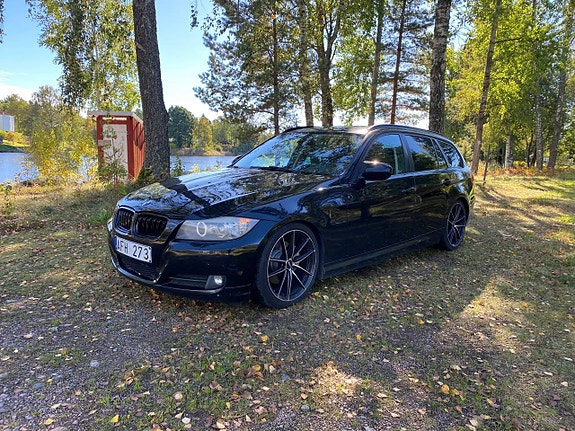 BMW 318d 2 of 8